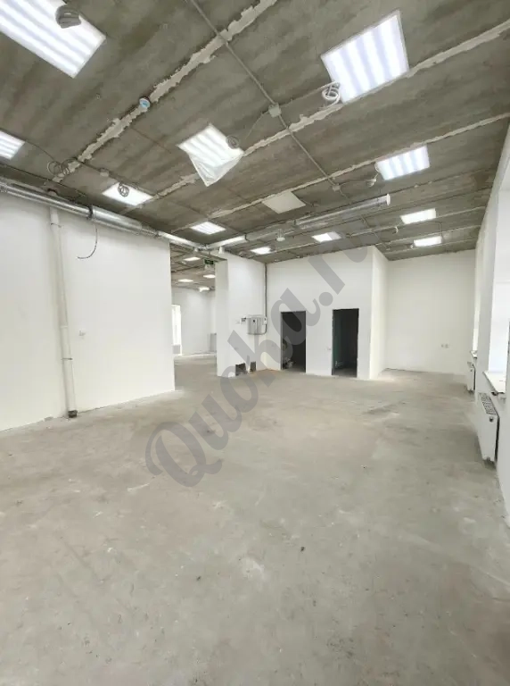 Помещение 140 м², два зала