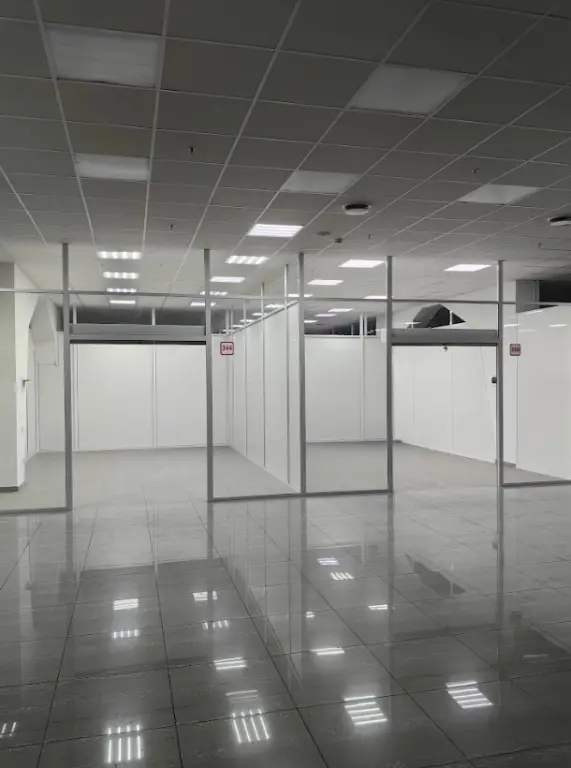 Сдаётся помещение в ТК «Славянский», 31,5 м кв