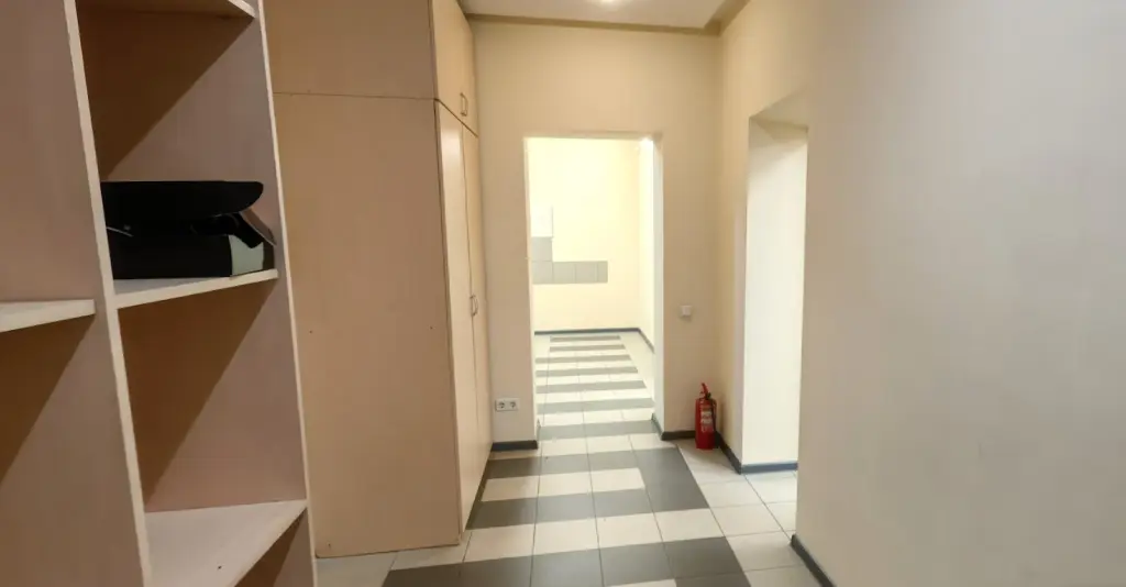 Офис в самом центре города 189 м² 1 линия