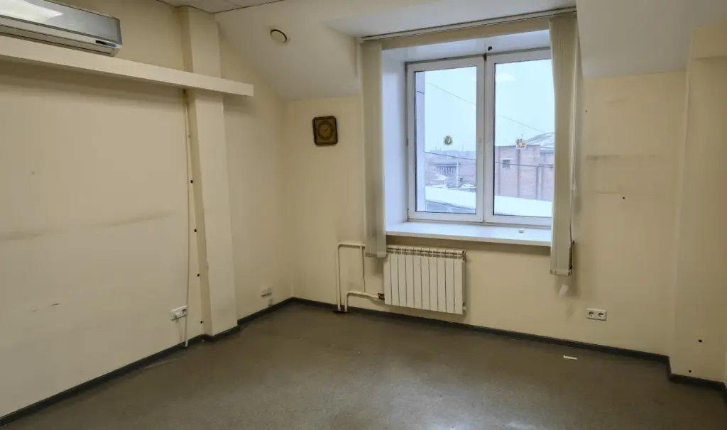 Офис в самом центре города 189 м² 1 линия