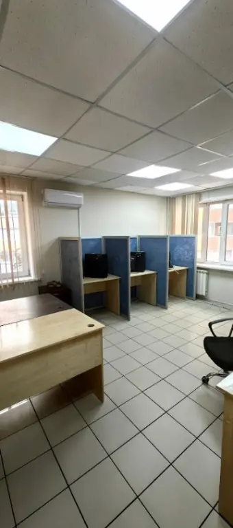 Офис с мебелью - 233 м²