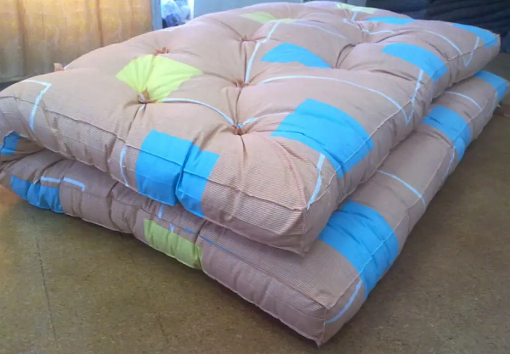 Металлические кровати со сварной, панцирной сеткой