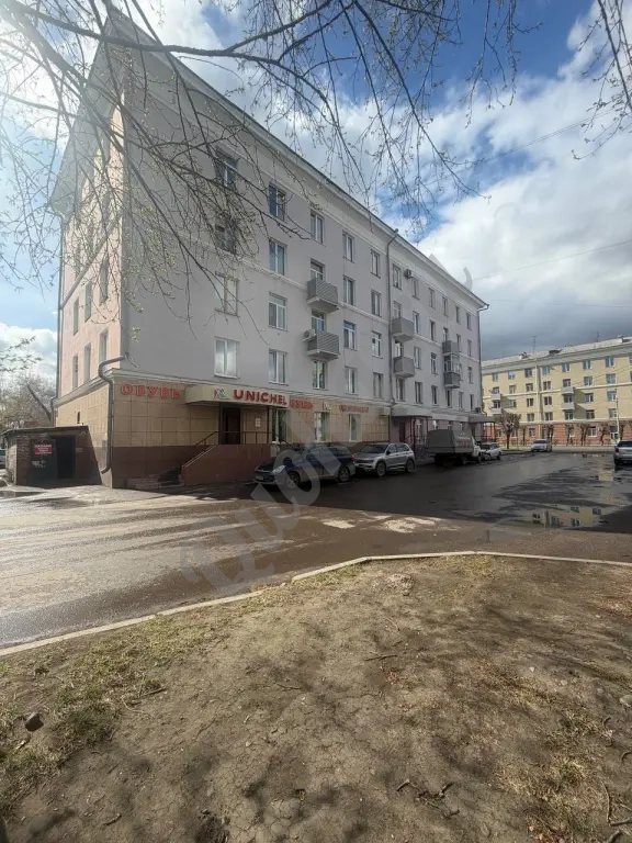 Помещение ПОД СКЛАД .